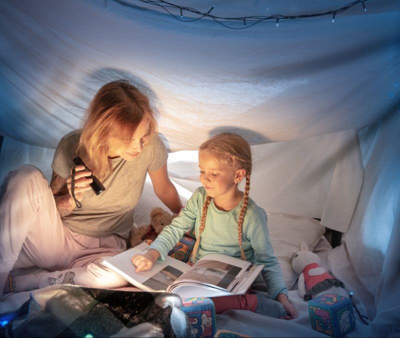 Verhalen vertellen: Zo verbeter je de taalvaardigheid van je kind